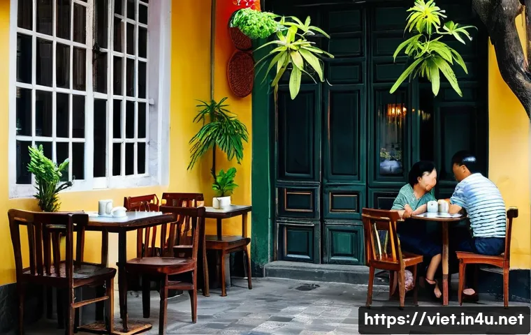 베트남 로컬 카페 문화 - A cozy, traditional Vietnamese local cafe in the Old Quarter of Hanoi. The scene is indoors, with so...